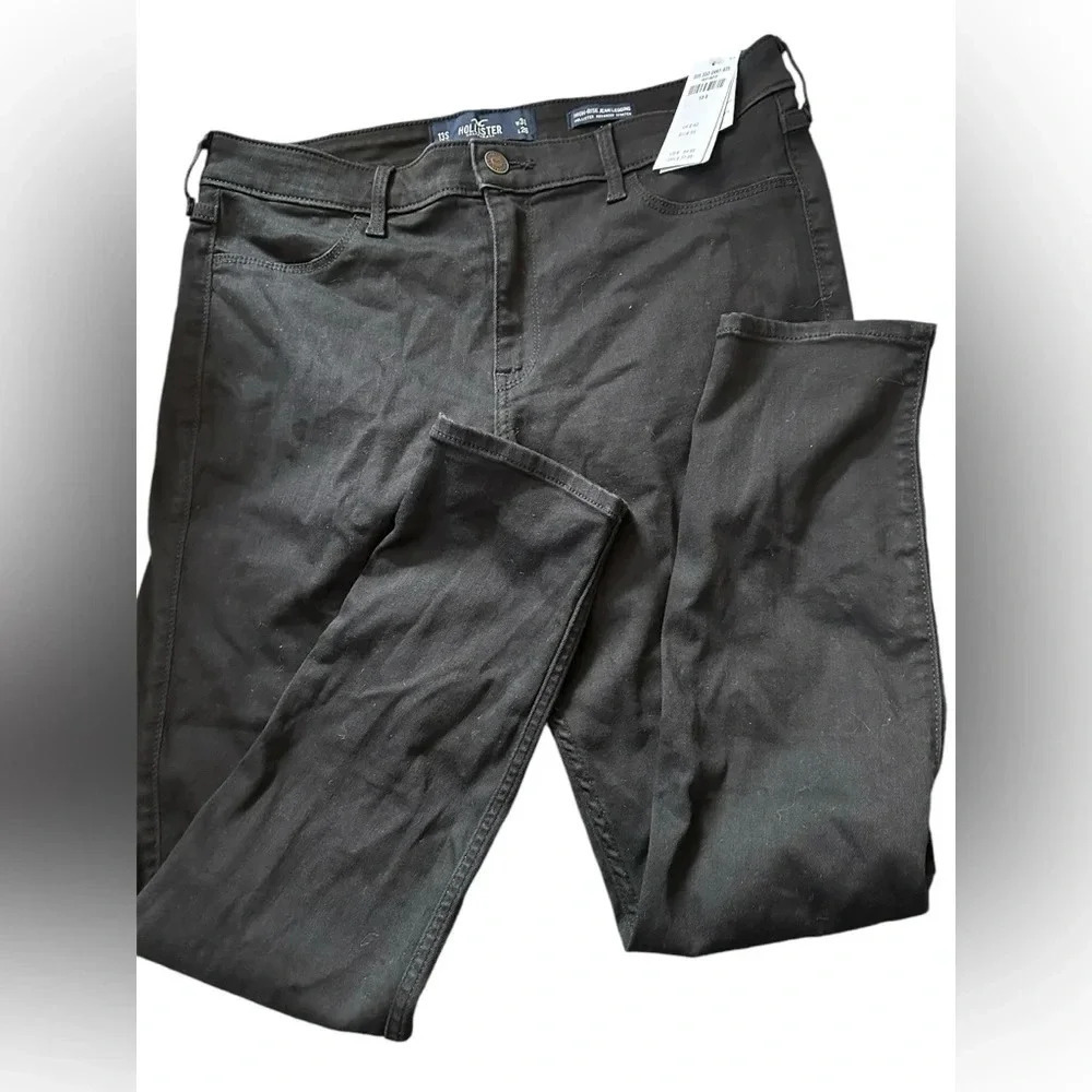 American Holister NWT Black High Rise Jean 31 Waist 26 Inseam